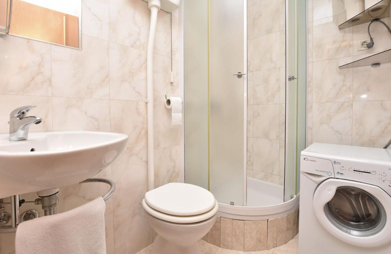 Apartment Mate 奥米什 外观 照片