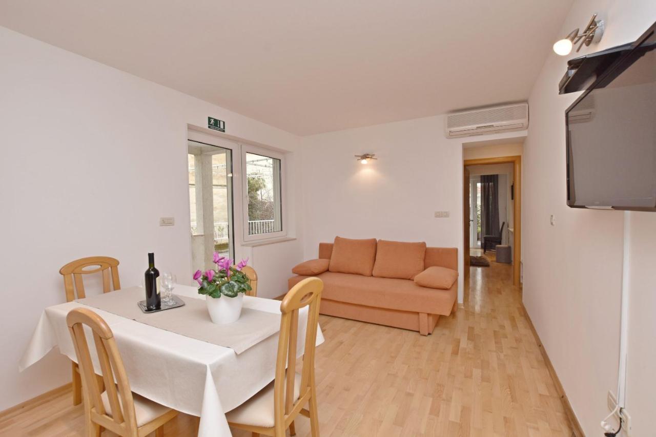 Apartment Mate 奥米什 外观 照片