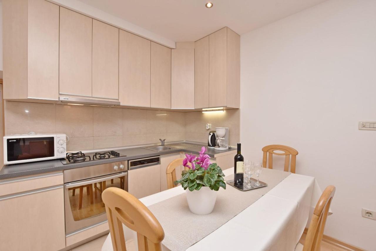 Apartment Mate 奥米什 外观 照片